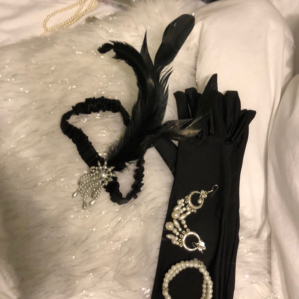 1920s Costume Jewelry